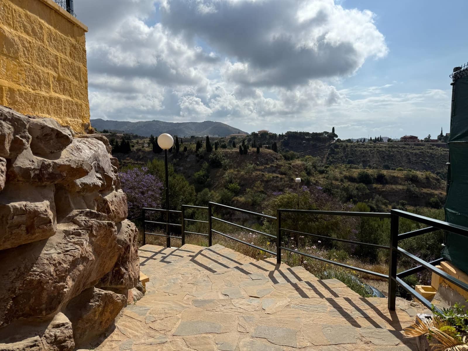 Piso de 5 habitaciones en Rincón de la Victoria en venta con piscina garaje - 420.000 € (Ref: 8976229)