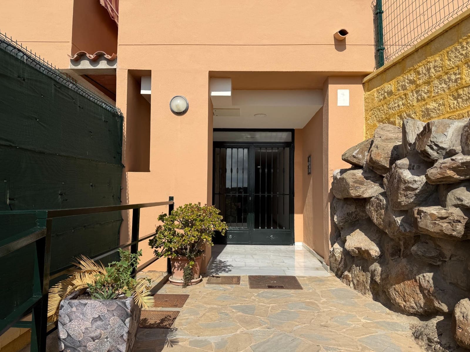 Piso de 5 habitaciones en Rincón de la Victoria en venta con piscina garaje - 420.000 € (Ref: 8976229)