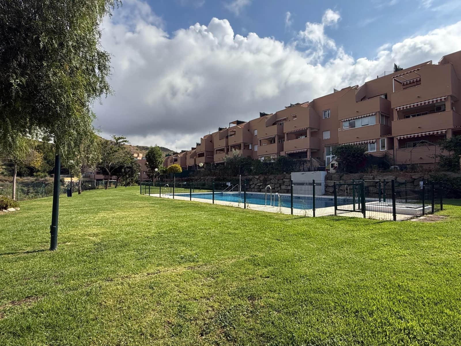 Piso de 5 habitaciones en Rincón de la Victoria en venta con piscina garaje - 420.000 € (Ref: 8976229)