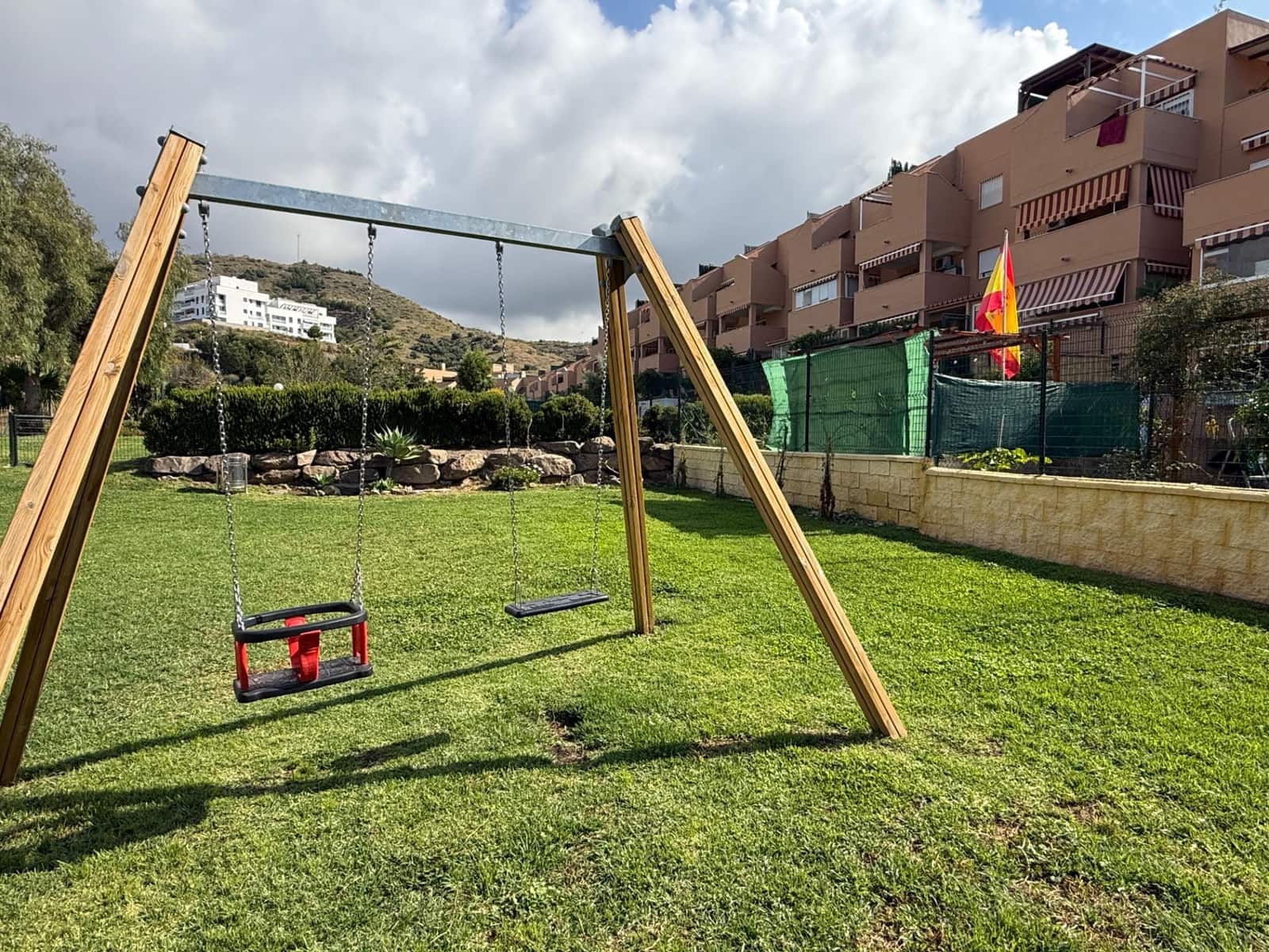 Piso de 5 habitaciones en Rincón de la Victoria en venta con piscina garaje - 420.000 € (Ref: 8976229)