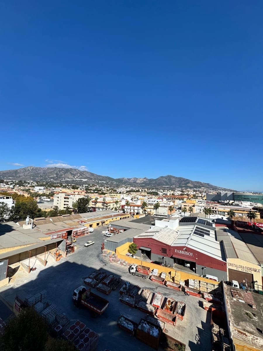 2 soveværelse Lejlighed til salg i Las Lagunas de Mijas med swimmingpool - € 225.000 (Ref: 8993821)