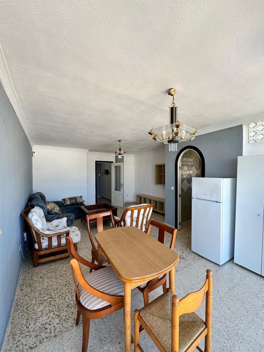 2 makuuhuone Asunto myytävänä paikassa Las Lagunas de Mijas mukana uima-altaan - 225 000 € (Ref: 8993821)