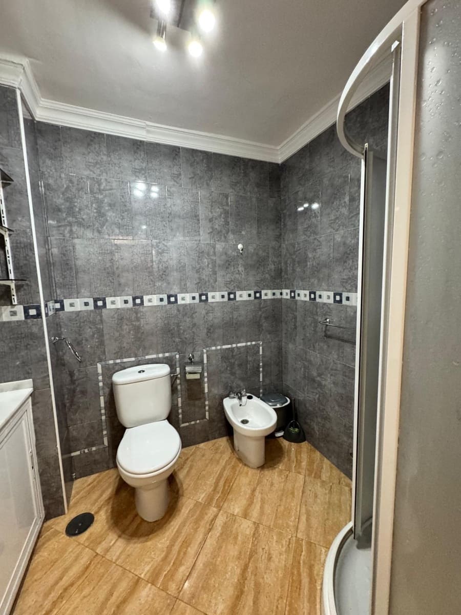 2 makuuhuone Asunto myytävänä paikassa Las Lagunas de Mijas mukana uima-altaan - 225 000 € (Ref: 8993821)