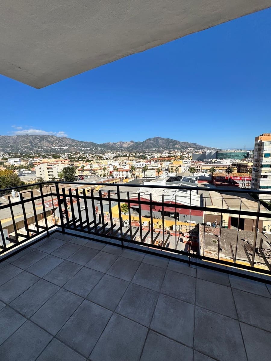 2 makuuhuone Asunto myytävänä paikassa Las Lagunas de Mijas mukana uima-altaan - 225 000 € (Ref: 8993821)