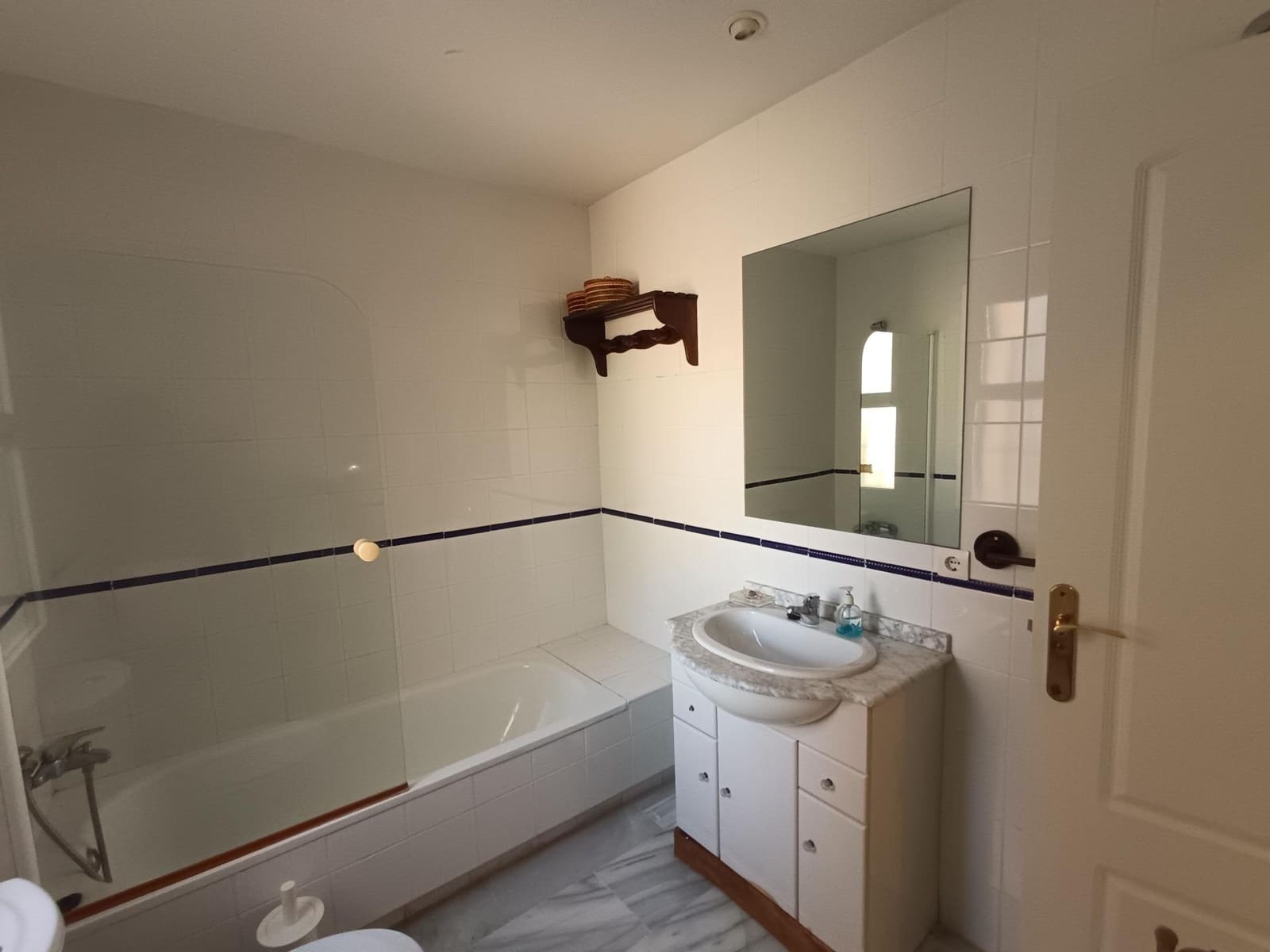 3 soveværelse Rækkehus til salg i Puerto Banus med swimmingpool garage - € 790.000 (Ref: 9029621)