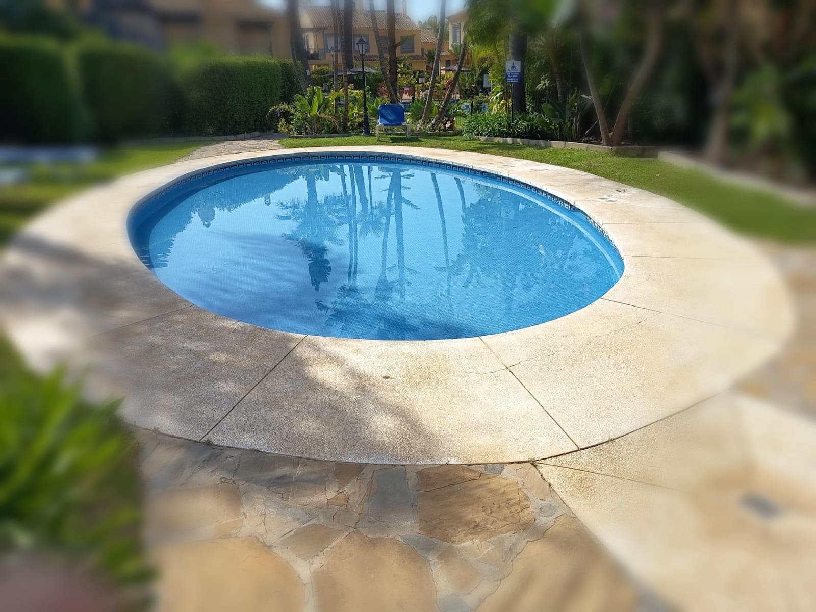 3 soveværelse Rækkehus til salg i Puerto Banus med swimmingpool garage - € 790.000 (Ref: 9029621)