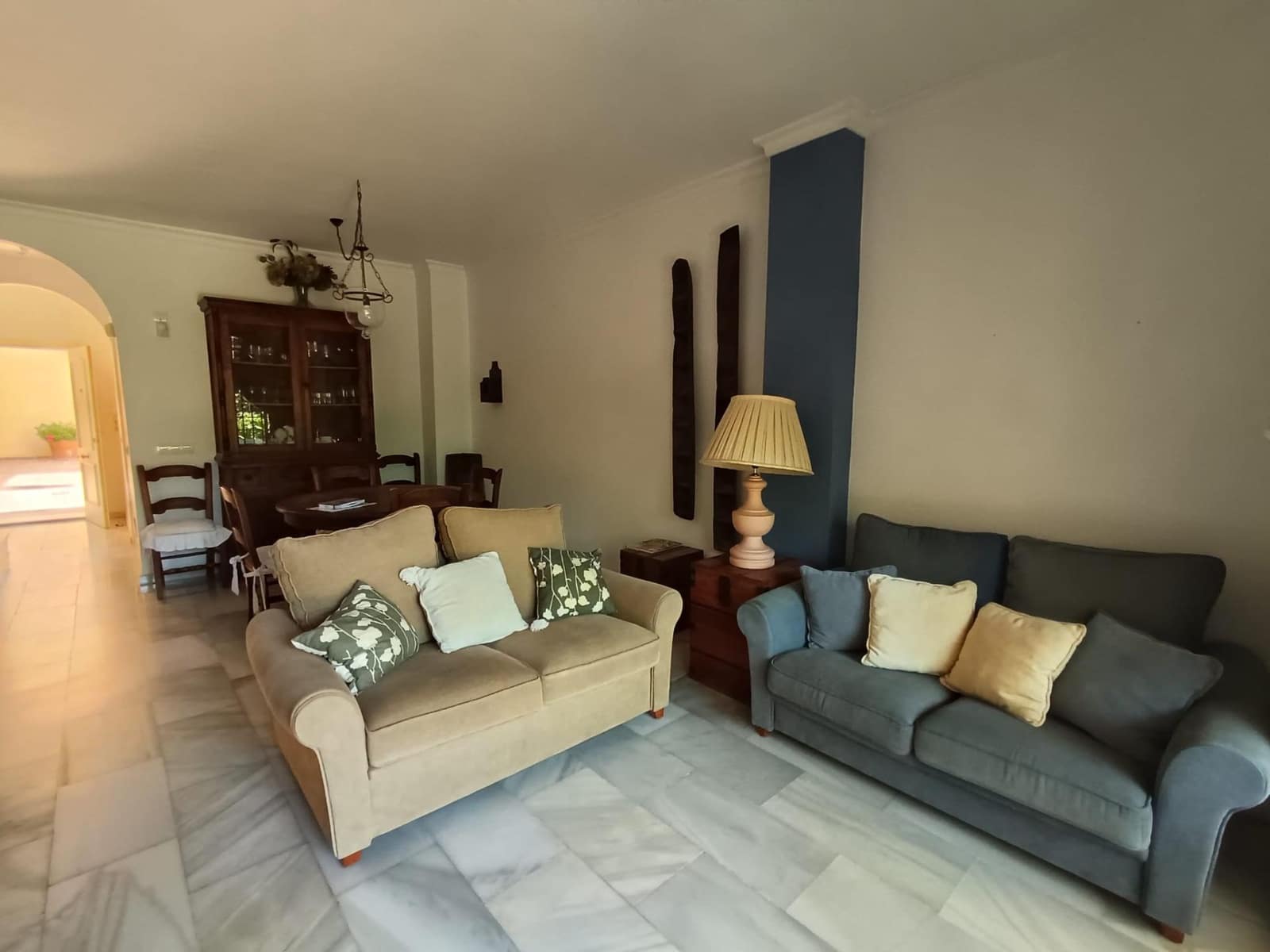 3 soverom Rekkehus til salgs i Puerto Banus med svømmebasseng garasje - € 790 000 (Ref: 9029621)