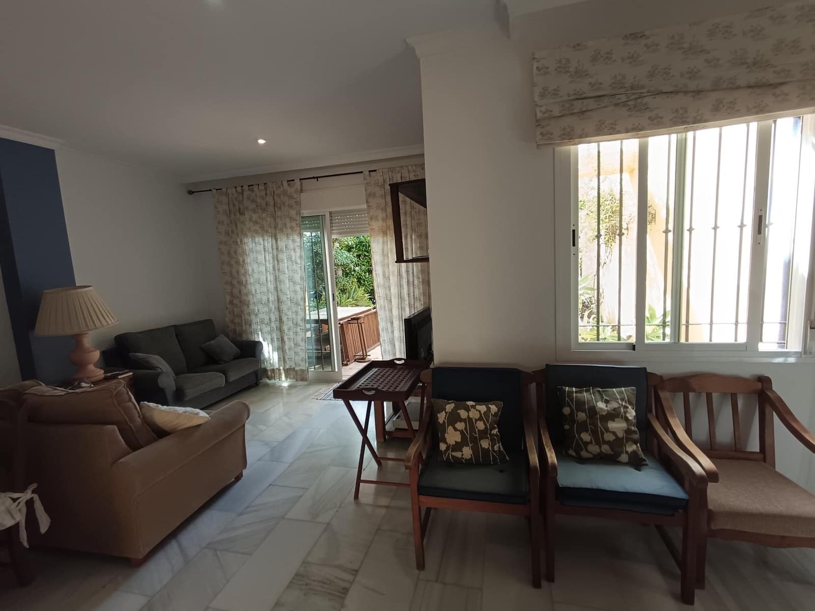 3 soverom Rekkehus til salgs i Puerto Banus med svømmebasseng garasje - € 790 000 (Ref: 9029621)
