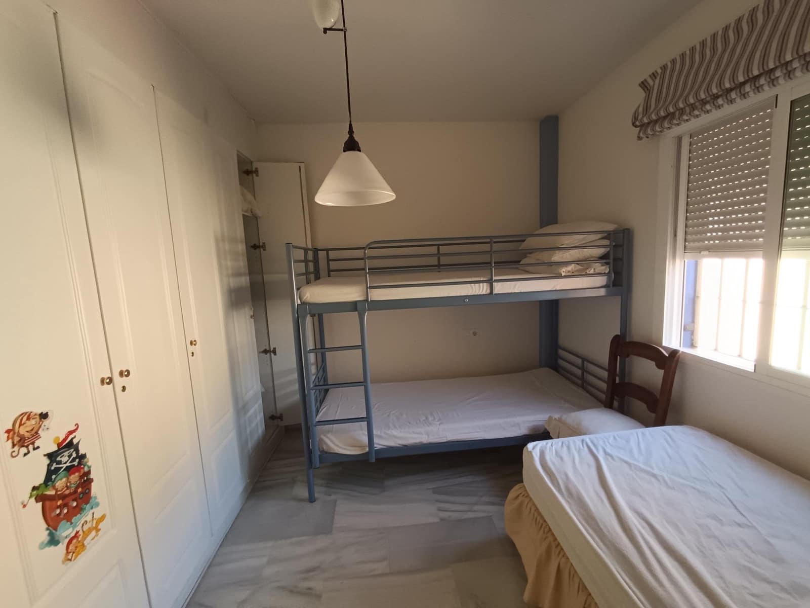 3 soverom Rekkehus til salgs i Puerto Banus med svømmebasseng garasje - € 790 000 (Ref: 9029621)