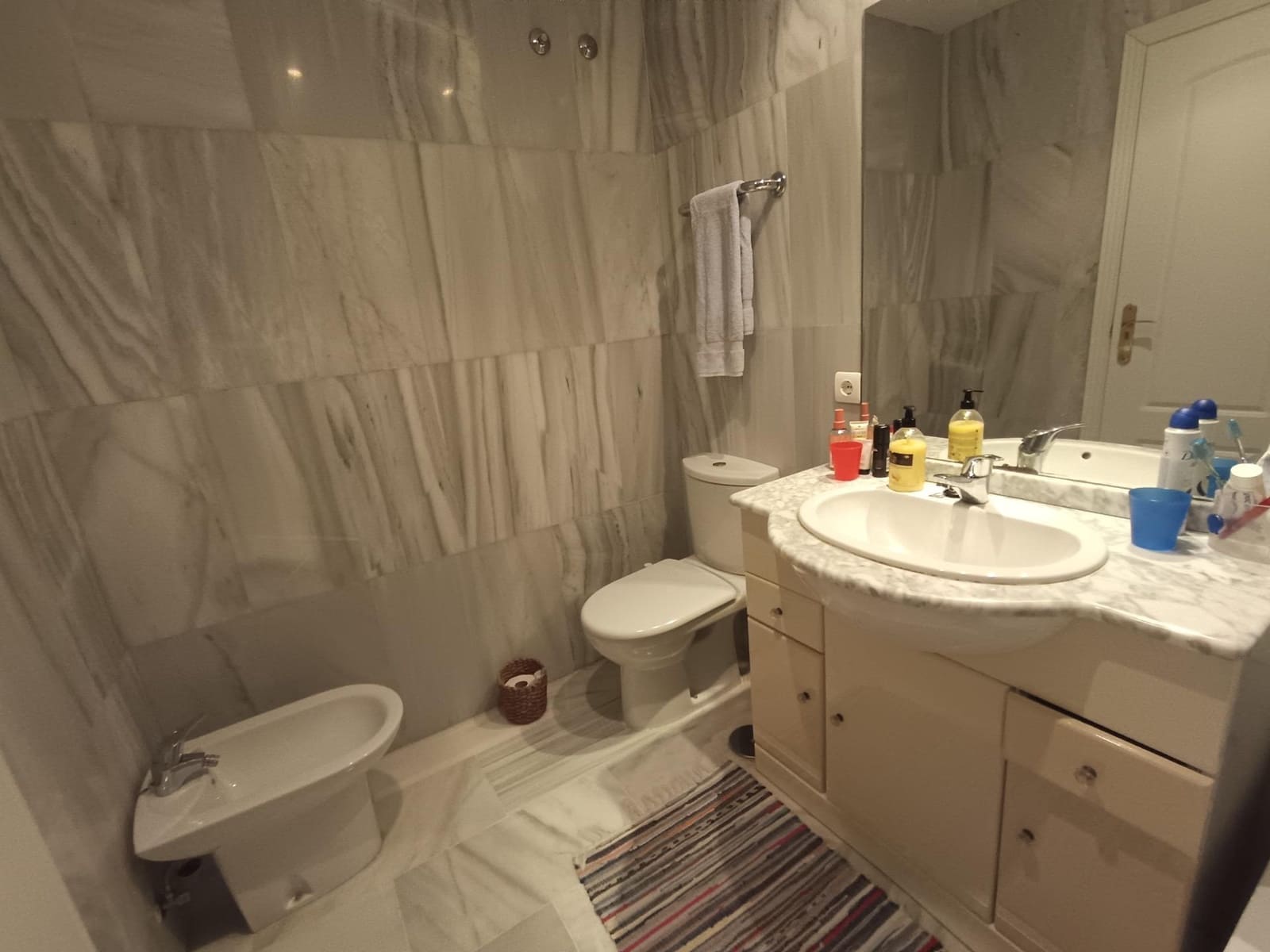 3 soverom Rekkehus til salgs i Puerto Banus med svømmebasseng garasje - € 790 000 (Ref: 9029621)