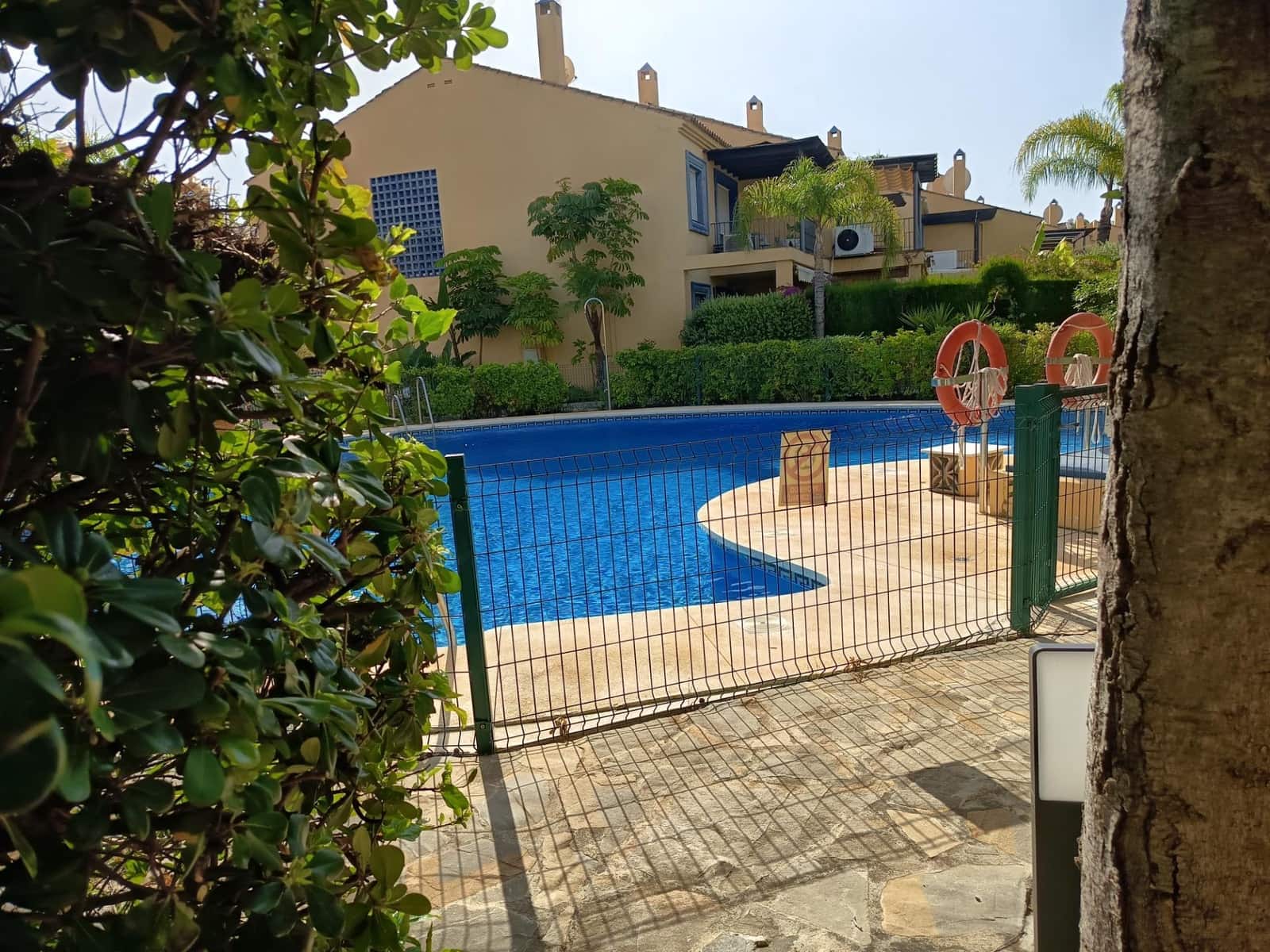 3 soverom Rekkehus til salgs i Puerto Banus med svømmebasseng garasje - € 790 000 (Ref: 9029621)