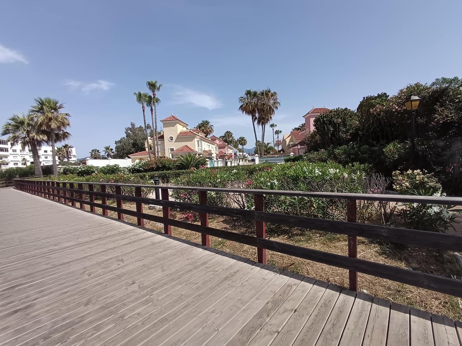 3 soverom Rekkehus til salgs i Puerto Banus med svømmebasseng garasje - € 790 000 (Ref: 9029621)