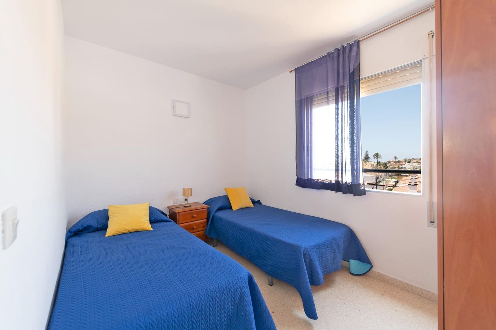 3 soveværelse Lejlighed til leje i La Cala del Moral med swimmingpool - € 1.500 (Ref: 9128305)