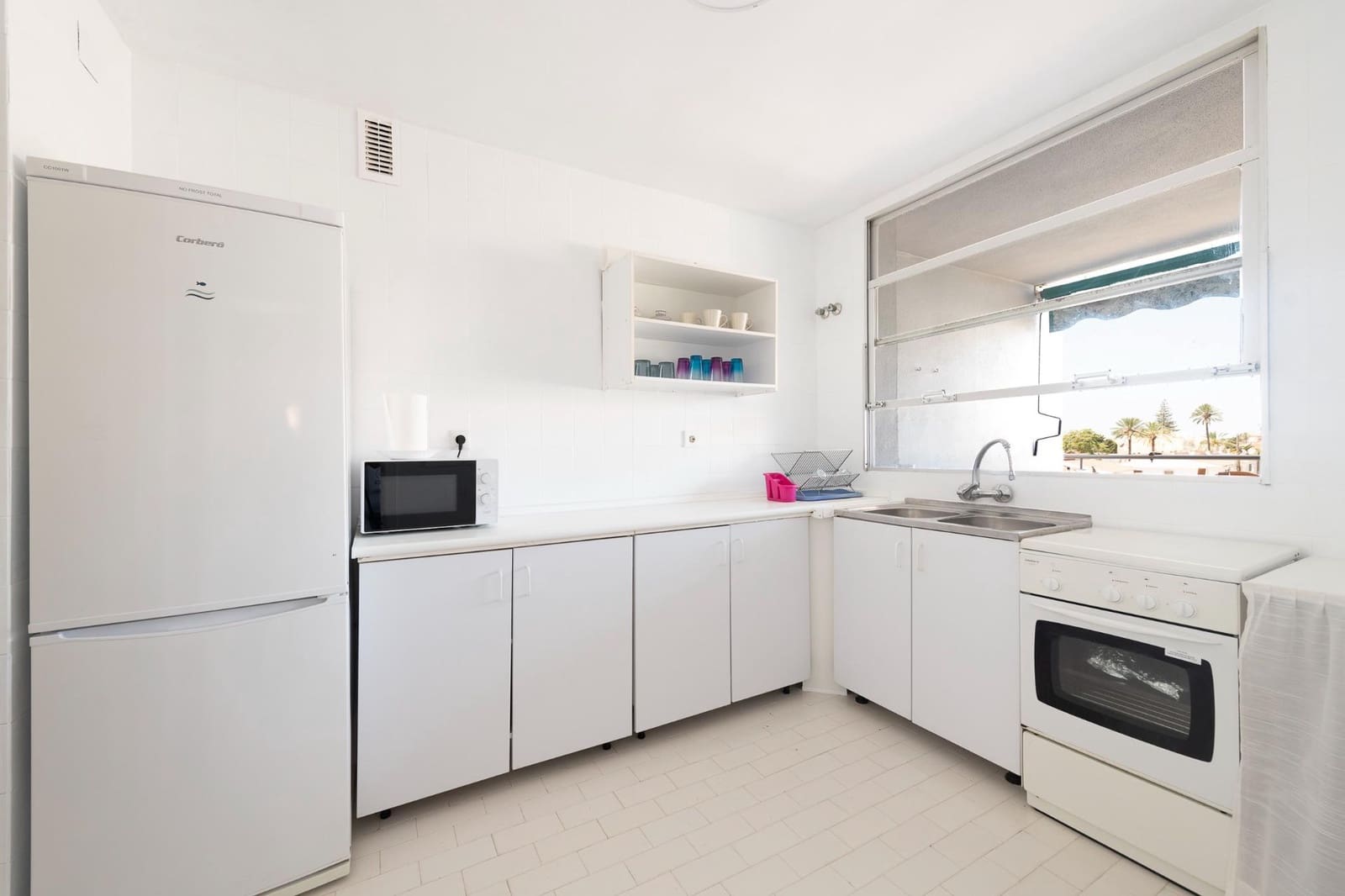 3 soveværelse Lejlighed til leje i La Cala del Moral med swimmingpool - € 1.500 (Ref: 9128305)