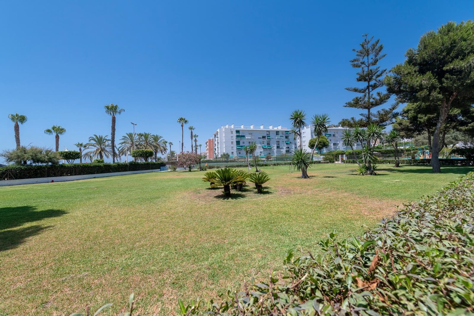 3 soveværelse Lejlighed til leje i La Cala del Moral med swimmingpool - € 1.500 (Ref: 9128305)