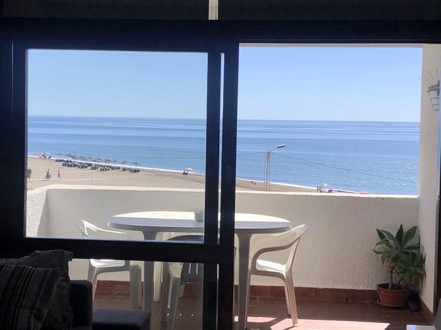 2 slaapkamer Flat te huur in Rincón de la Victoria met zwembad - € 1.200 (Ref: 9154023)