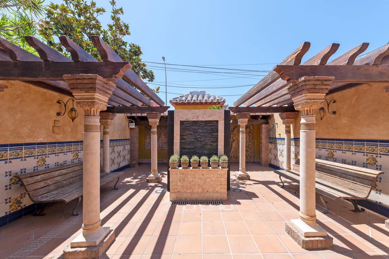 6 soveværelse Rækkehus til salg i Malaga by med garage - € 970.000 (Ref: 9163793)