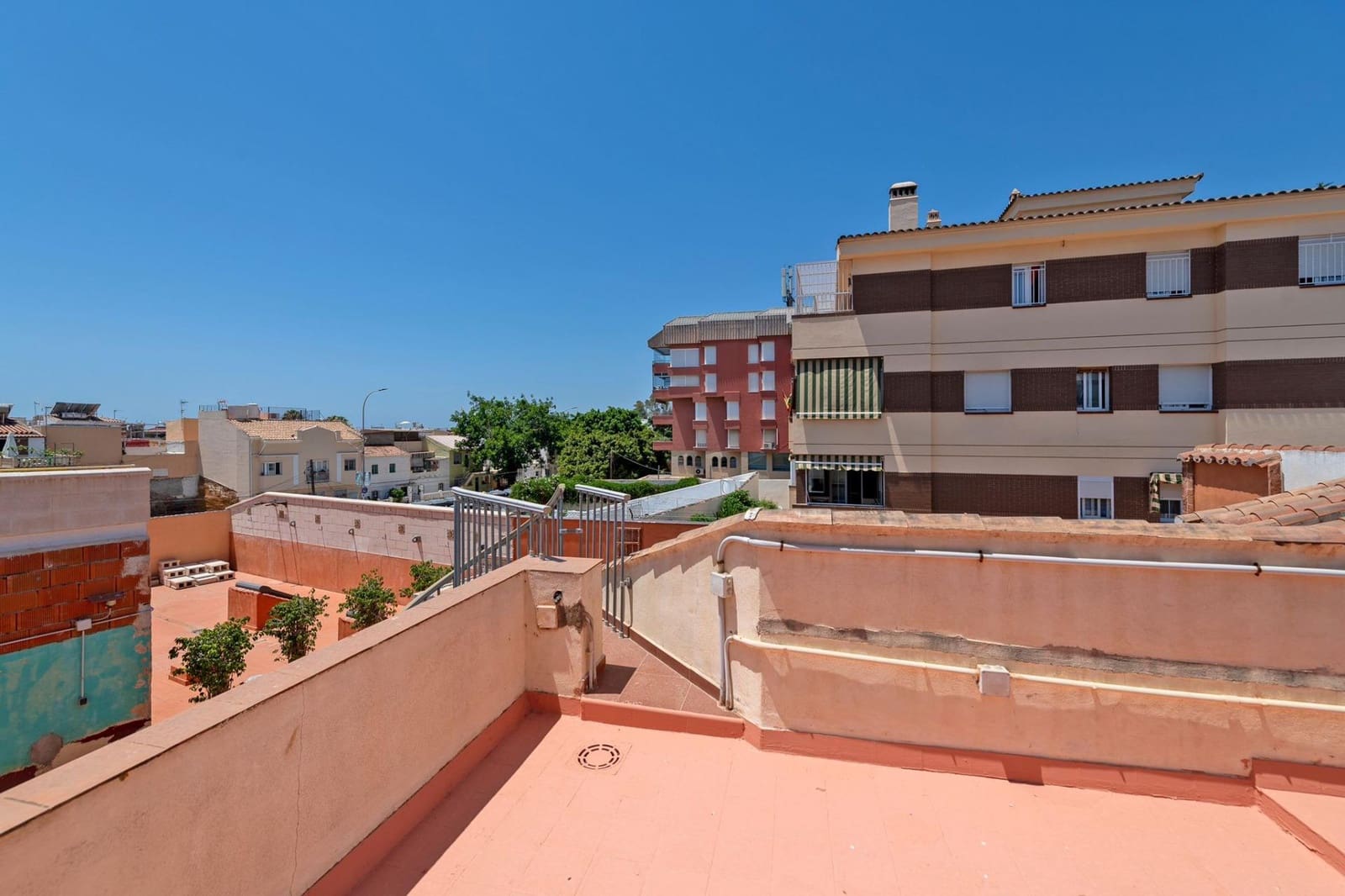 6 soveværelse Rækkehus til salg i Malaga by med garage - € 970.000 (Ref: 9163793)