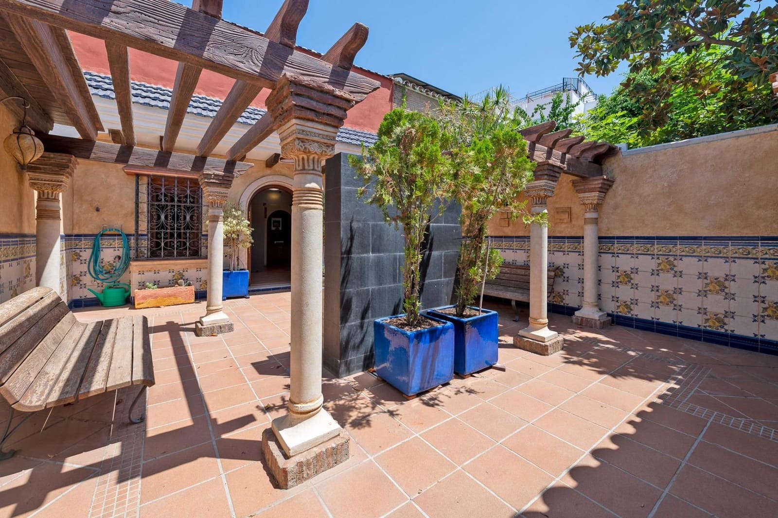 6 soveværelse Rækkehus til salg i Malaga by med garage - € 970.000 (Ref: 9163793)