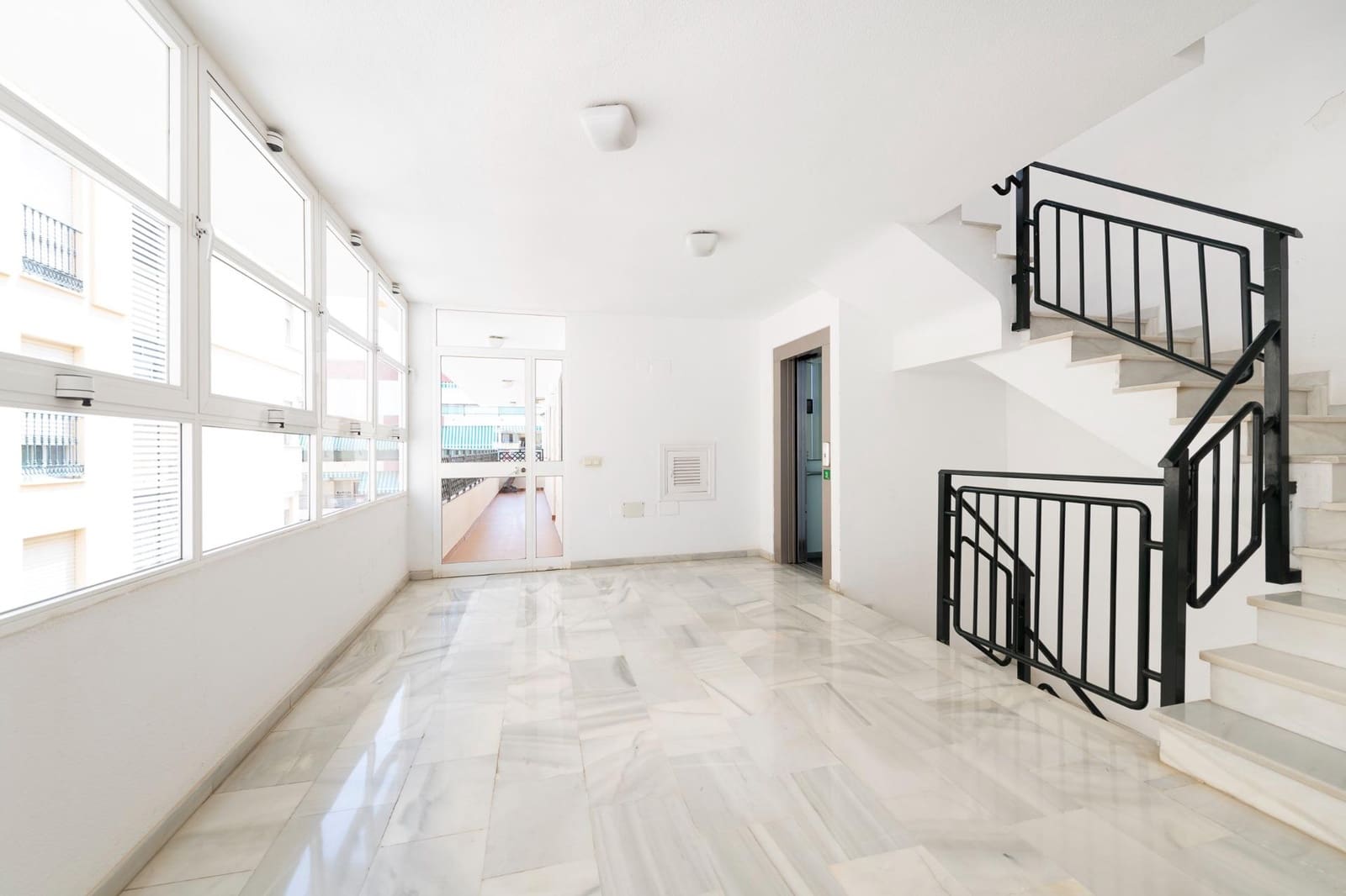 2 slaapkamer Flat te koop in Rincon de la Victoria met garage - € 322.000 (Ref: 9165840)