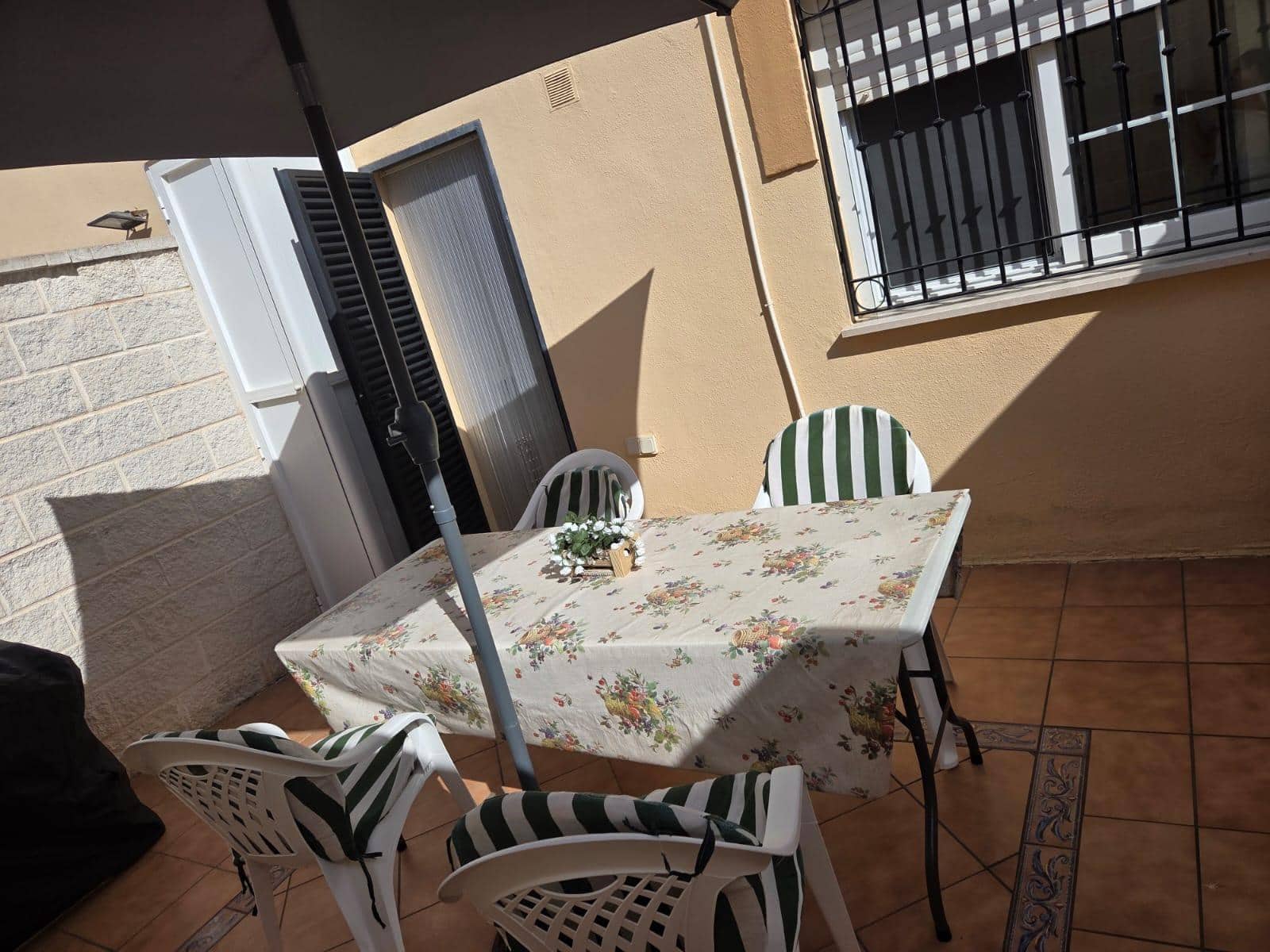 3 soveværelse Rækkehus til leje i Chilches med swimmingpool garage - € 1.100 (Ref: 9169598)