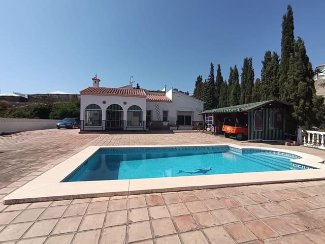3 sypialnia Willa na sprzedaż w Algarrobo z garażem - 649 000 € (Ref: 9169599)