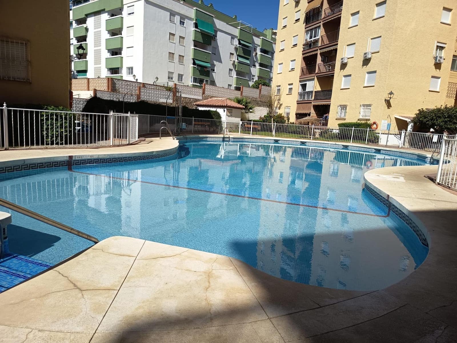 3 soveværelse Lejlighed til leje i Rincon de la Victoria med swimmingpool garage - € 950 (Ref: 9236509)