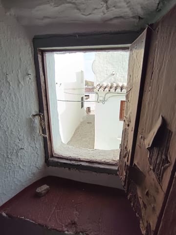 3 makuuhuone Omakotitalo myytävänä paikassa Canillas de Aceituno - 55 000 € (Ref: 9240032)