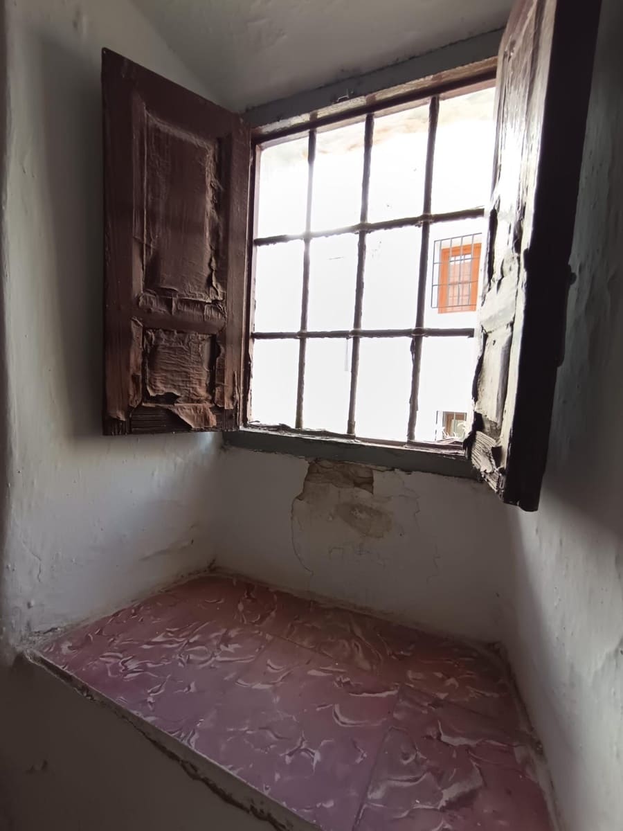 3 chambre Maison de Ville à vendre à Canillas de Aceituno - 55 000 € (Ref: 9240032)