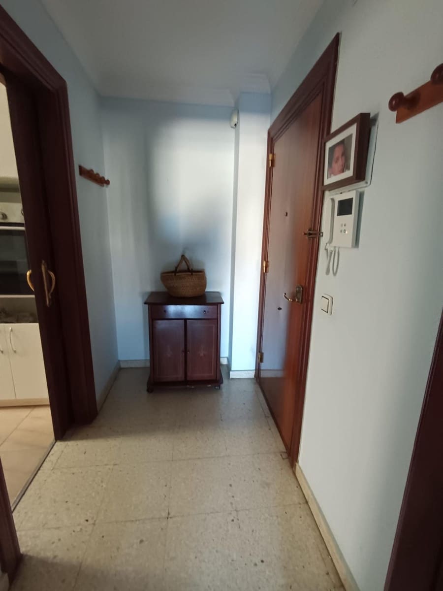 Piso de 4 habitaciones en Málaga ciudad en venta - 420.000 € (Ref: 9240033)