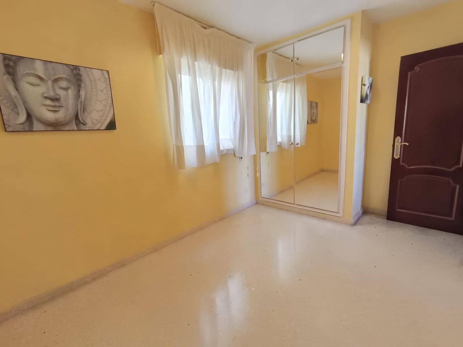 Piso de 4 habitaciones en Málaga ciudad en venta - 420.000 € (Ref: 9240033)