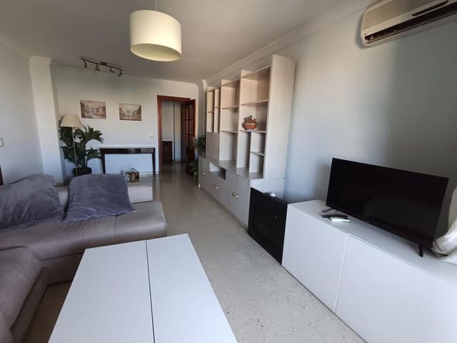 Piso de 4 habitaciones en Málaga ciudad en venta - 420.000 € (Ref: 9240033)