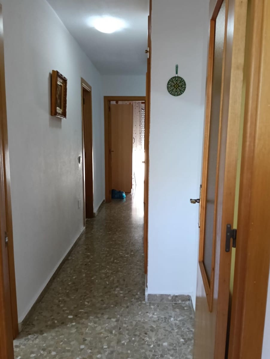 3 bedroom Apartment for rent in Rincon de la Victoria - € 1,500 (Ref: 9243010)