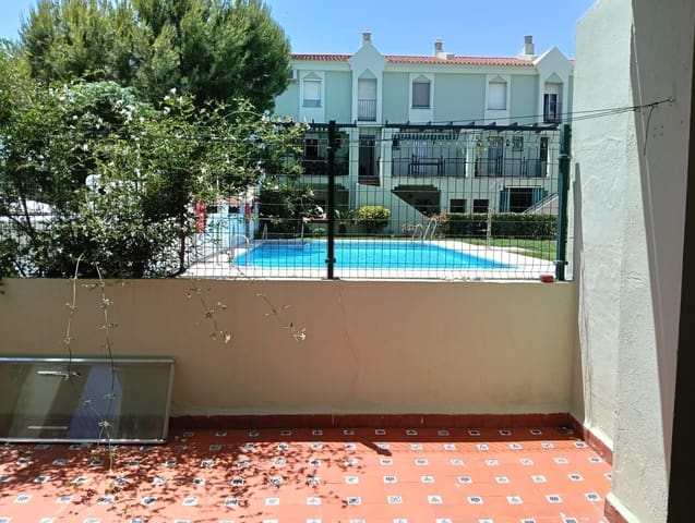 3 bedroom Apartment for rent in Rincón de la Victoria - € 1,500 (Ref: 9243010)