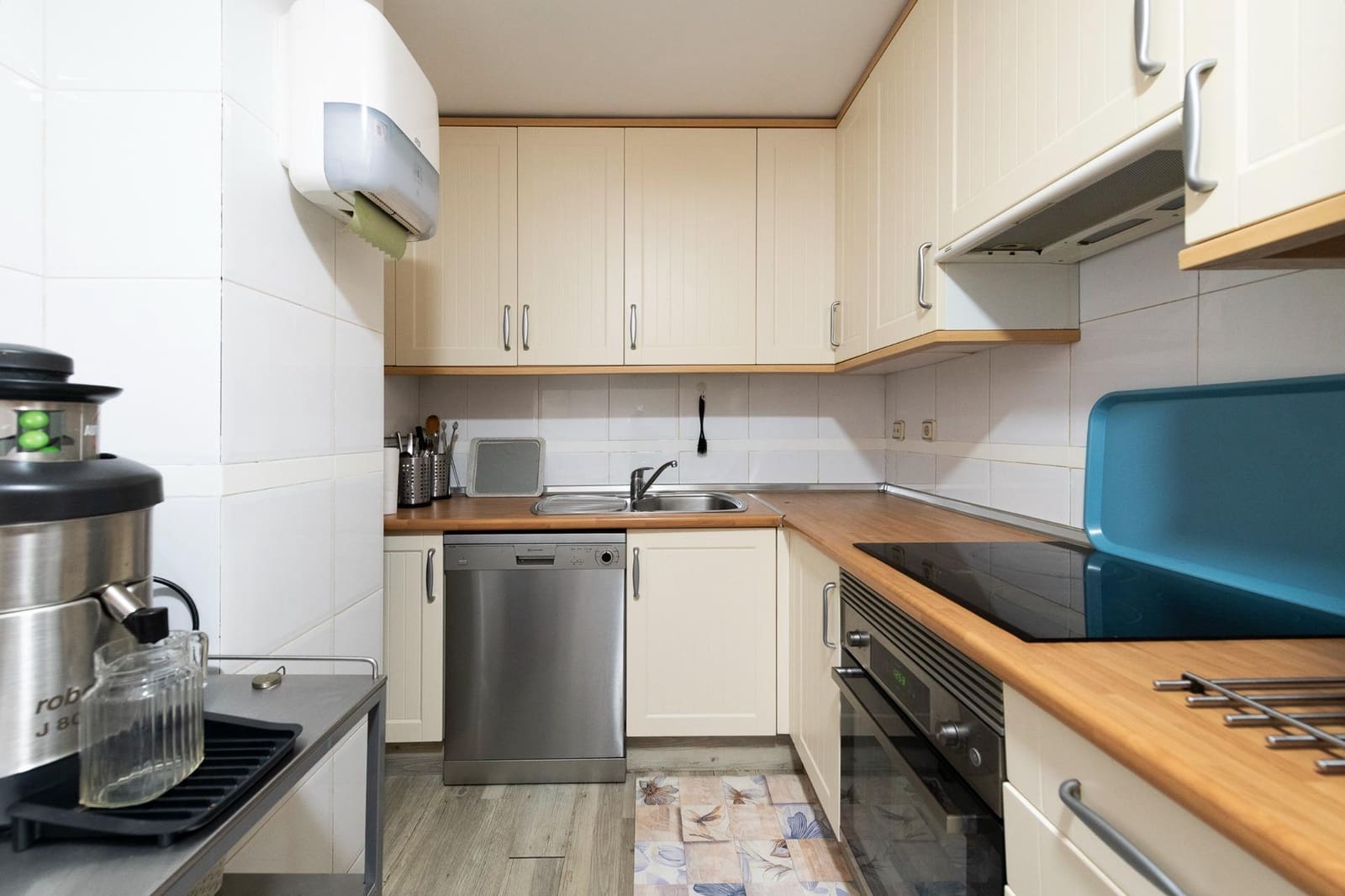 3 soveværelse Lejlighed til salg i Torre de Benagalbon med swimmingpool - € 390.000 (Ref: 9247349)