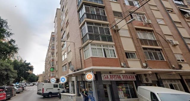 3 soveværelse Lejlighed til salg i Málaga by - € 145.000 (Ref: 9248755)