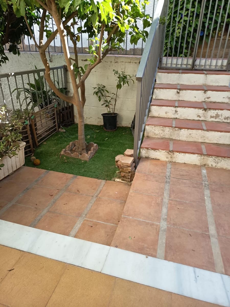 3 soverom Rekkehus til salgs i La Cala del Moral med garasje - € 405 000 (Ref: 9252066)