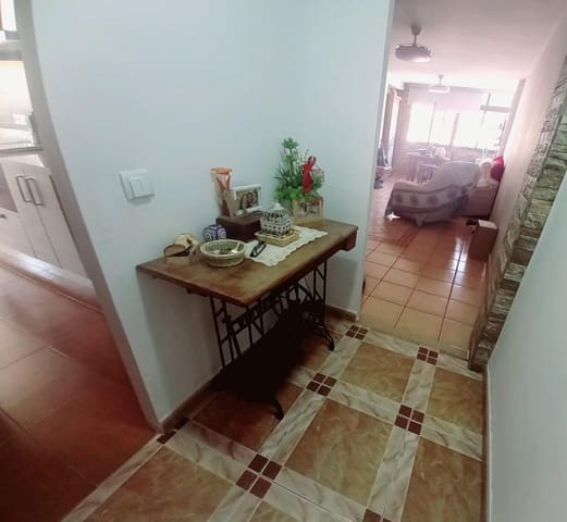 3 makuuhuone Asunto myytävänä paikassa La Cala del Moral, Rincón de la Victoria mukana 
autotalli - 375 000 € (Ref: 9255345)