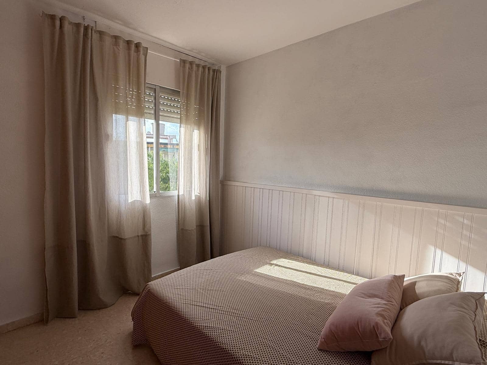 3 soveværelse Lejlighed til leje i Rincon de la Victoria med garage - € 1.200 (Ref: 9255346)