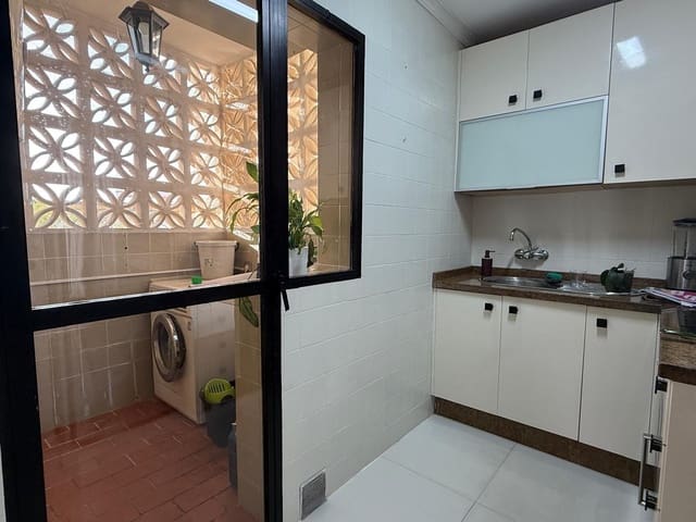 3 sovrum Lägenhet att hyra i Rincón de la Victoria med garage - 1 200 € (Ref: 9255346)