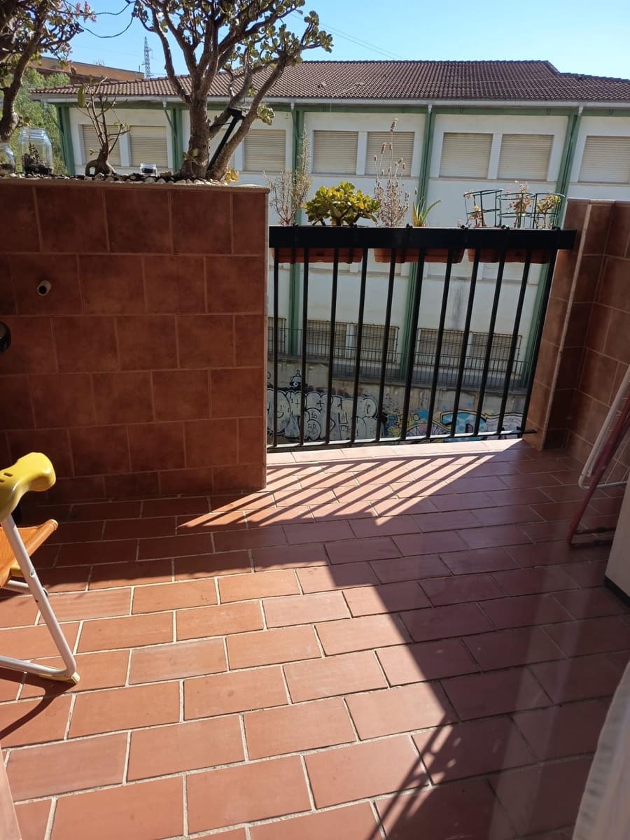 3 bedroom Flat for rent in Rincon de la Victoria with garage - € 1,200 (Ref: 9255346)