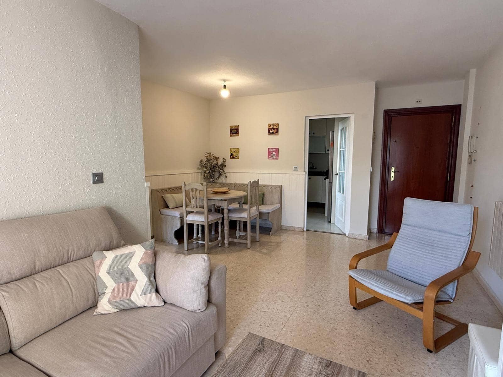 3 bedroom Flat for rent in Rincon de la Victoria with garage - € 1,200 (Ref: 9255346)