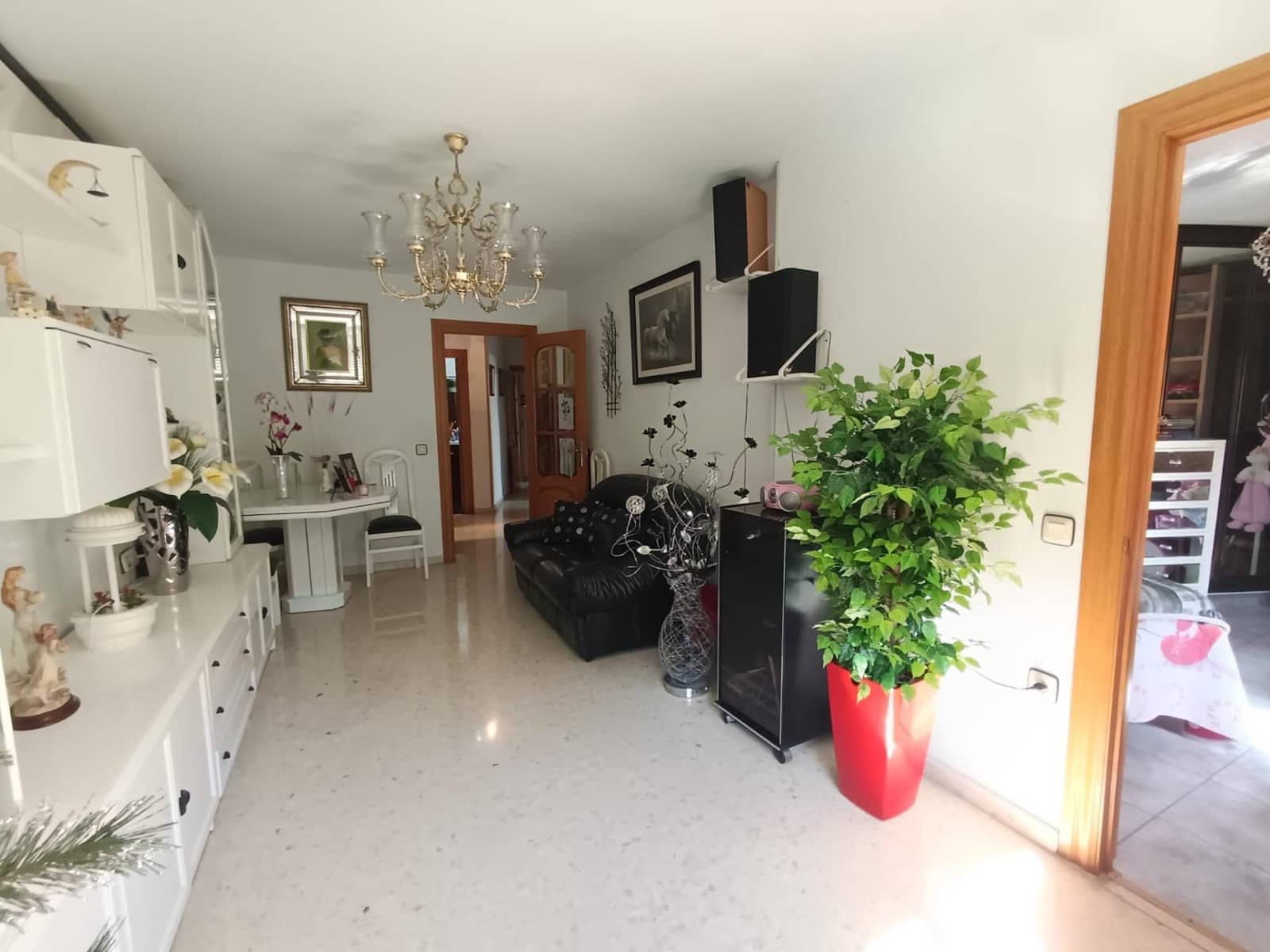 4 bedroom Flat for sale in Malaga city with garage - € 450,000 (Ref: 9262672)
