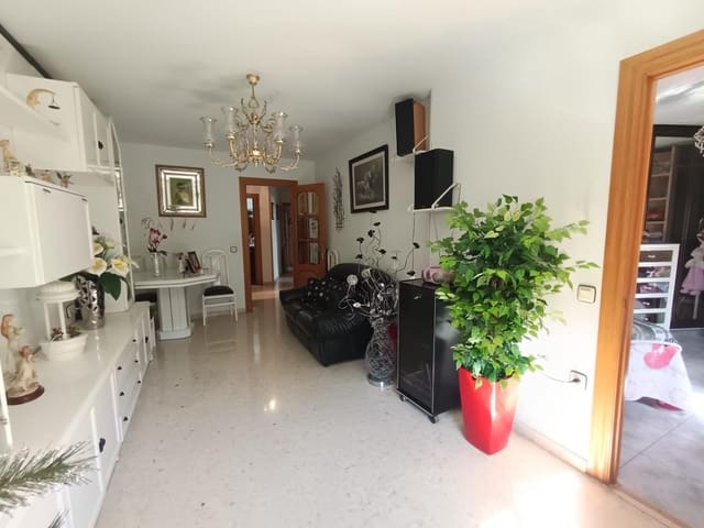 Piso de 4 habitaciones en Málaga ciudad en venta con garaje - 450.000 € (Ref: 9262672)