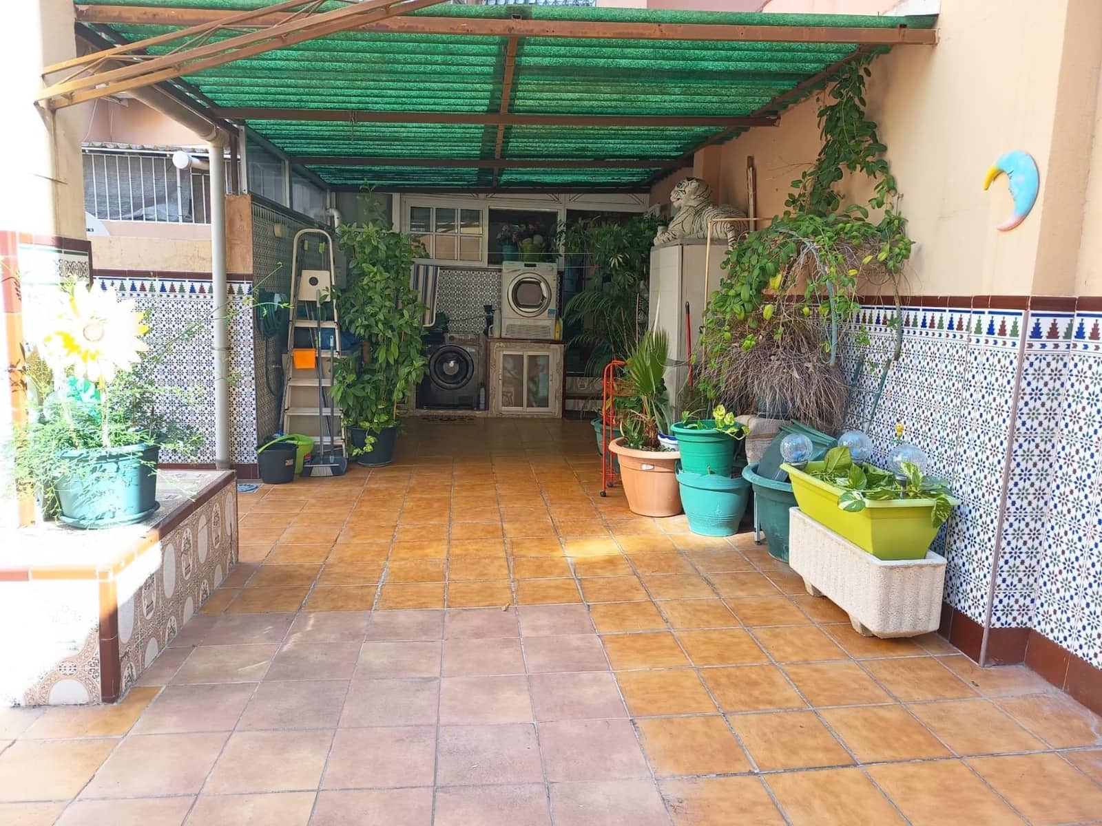 4 bedroom Flat for sale in Malaga city with garage - € 450,000 (Ref: 9262672)