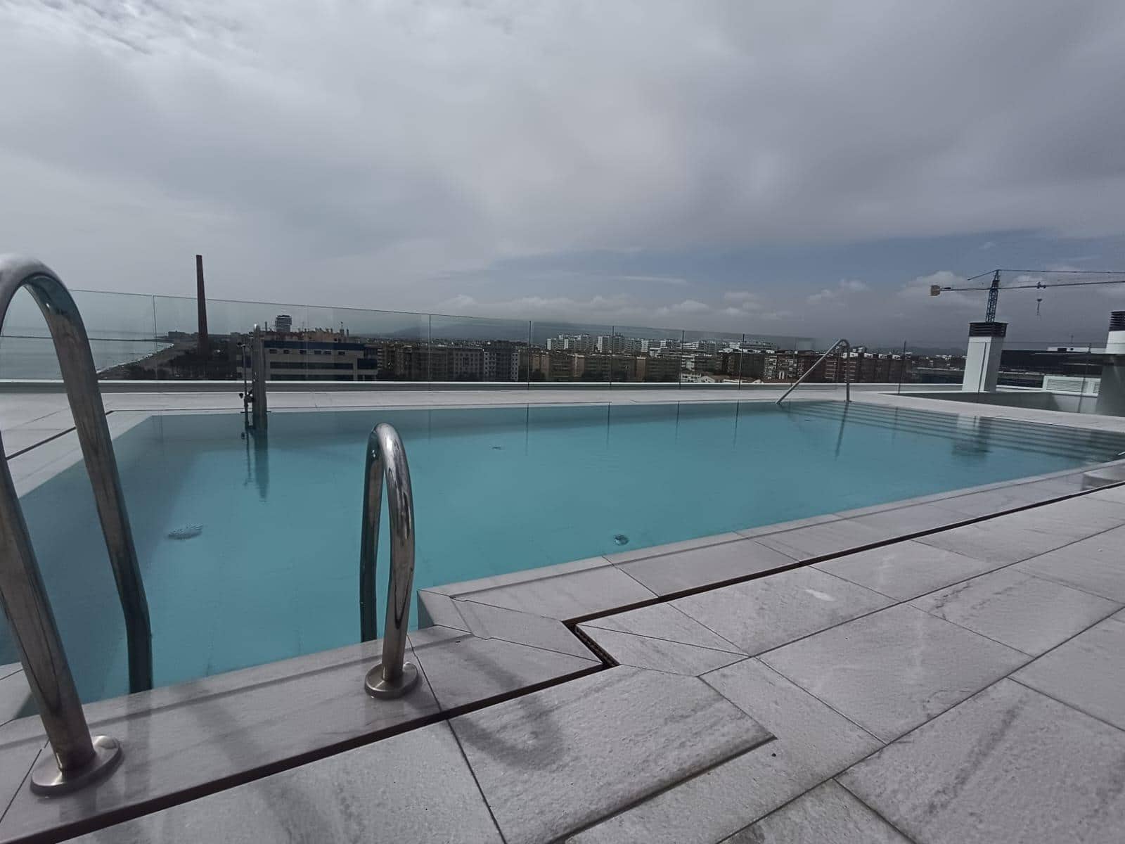 3 bedroom Flat for rent in Malaga city with pool - € 2,750 (Ref: 9272684)