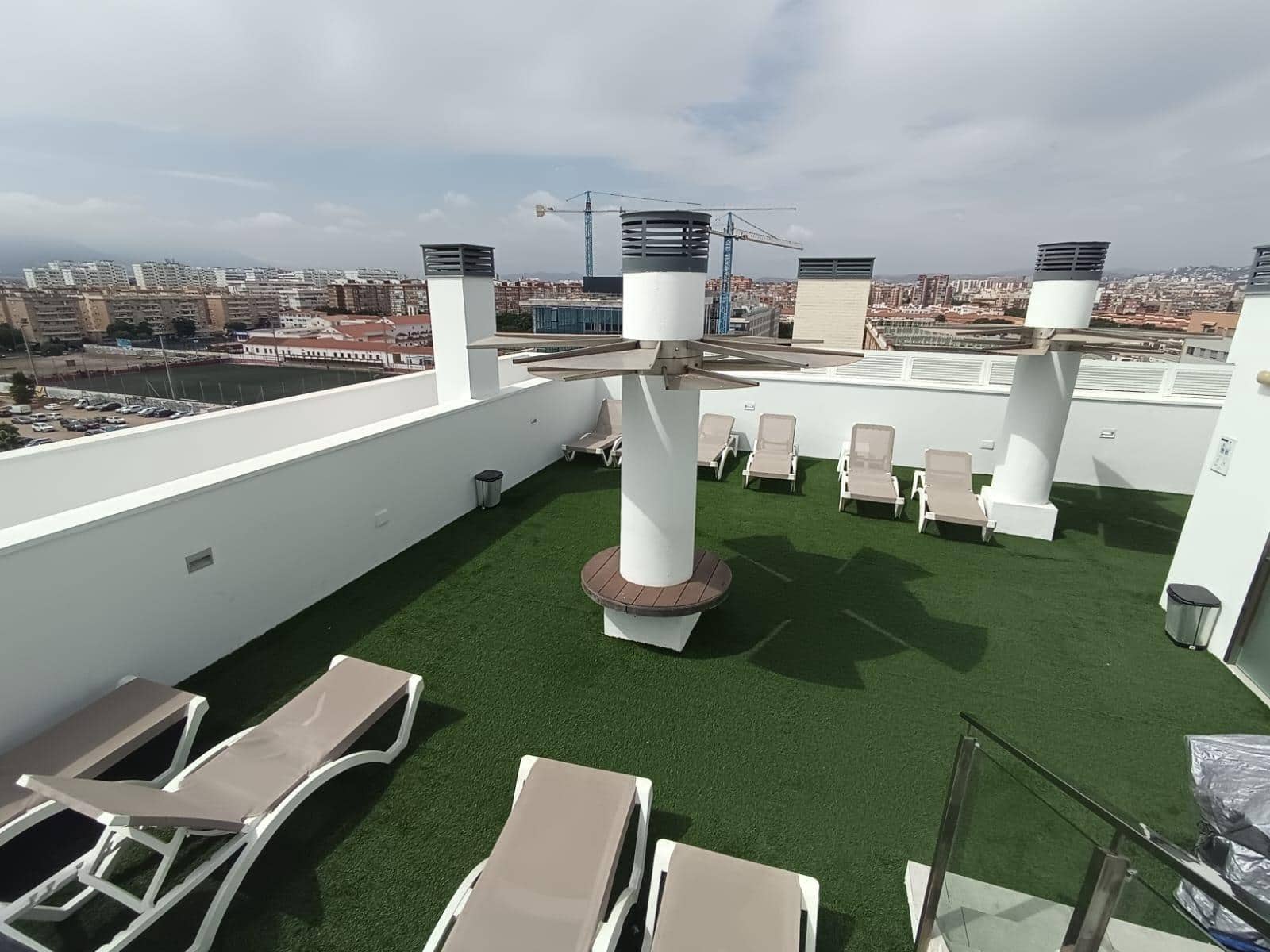 3 bedroom Flat for rent in Malaga city with pool - € 2,750 (Ref: 9272684)