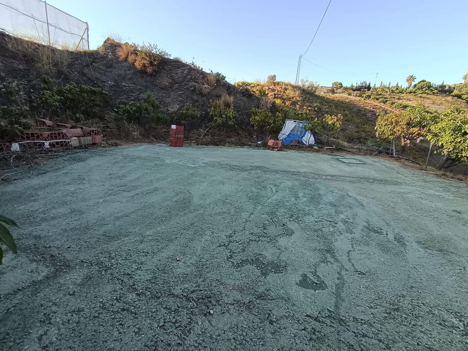 Mark till salu i Canillas de Aceituno - 120 000 € (Ref: 9296960)