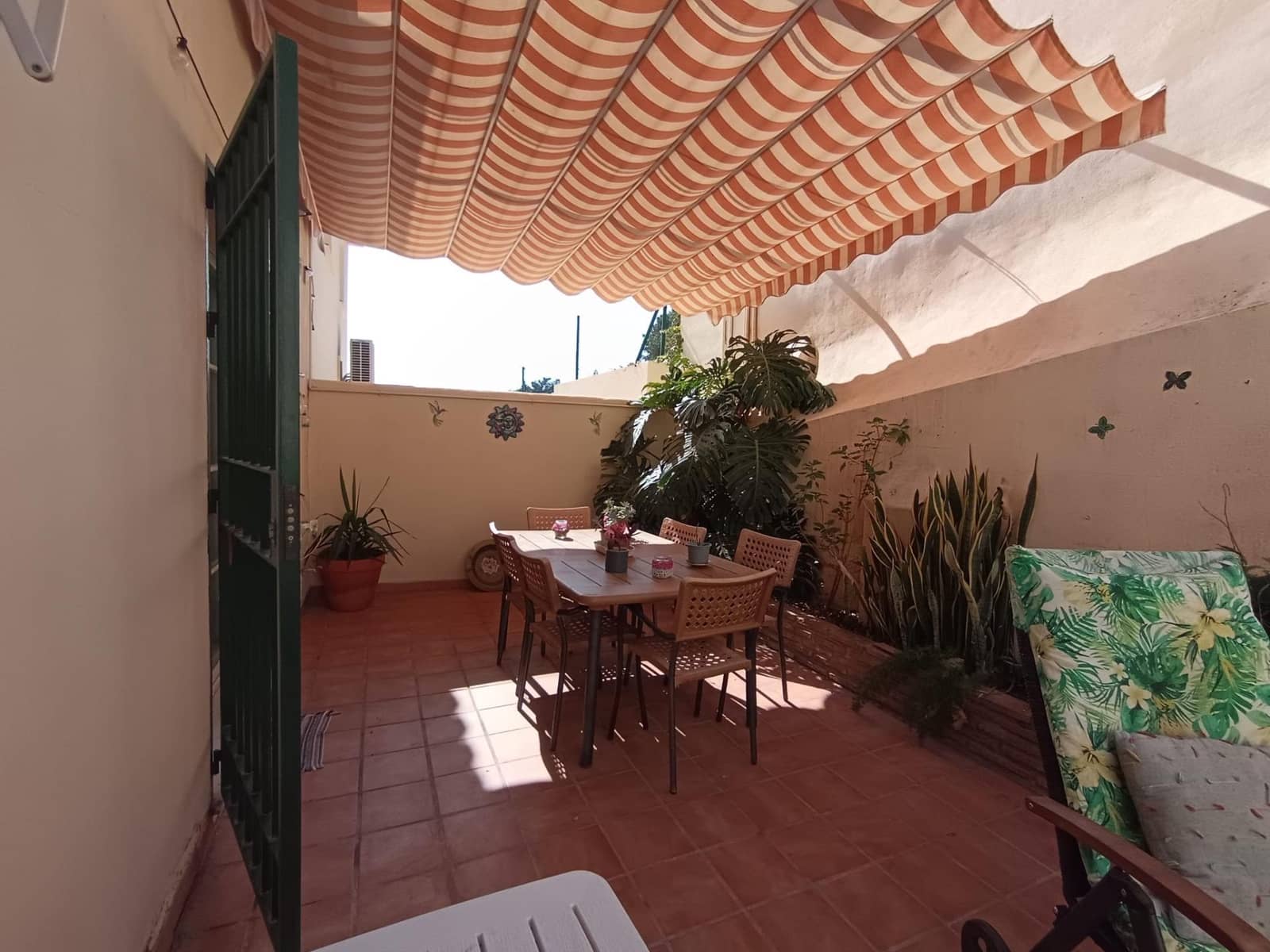 4 soveværelse Semi-Rækkehus til salg i Rincon de la Victoria med swimmingpool garage - € 610.000 (Ref: 9301091)