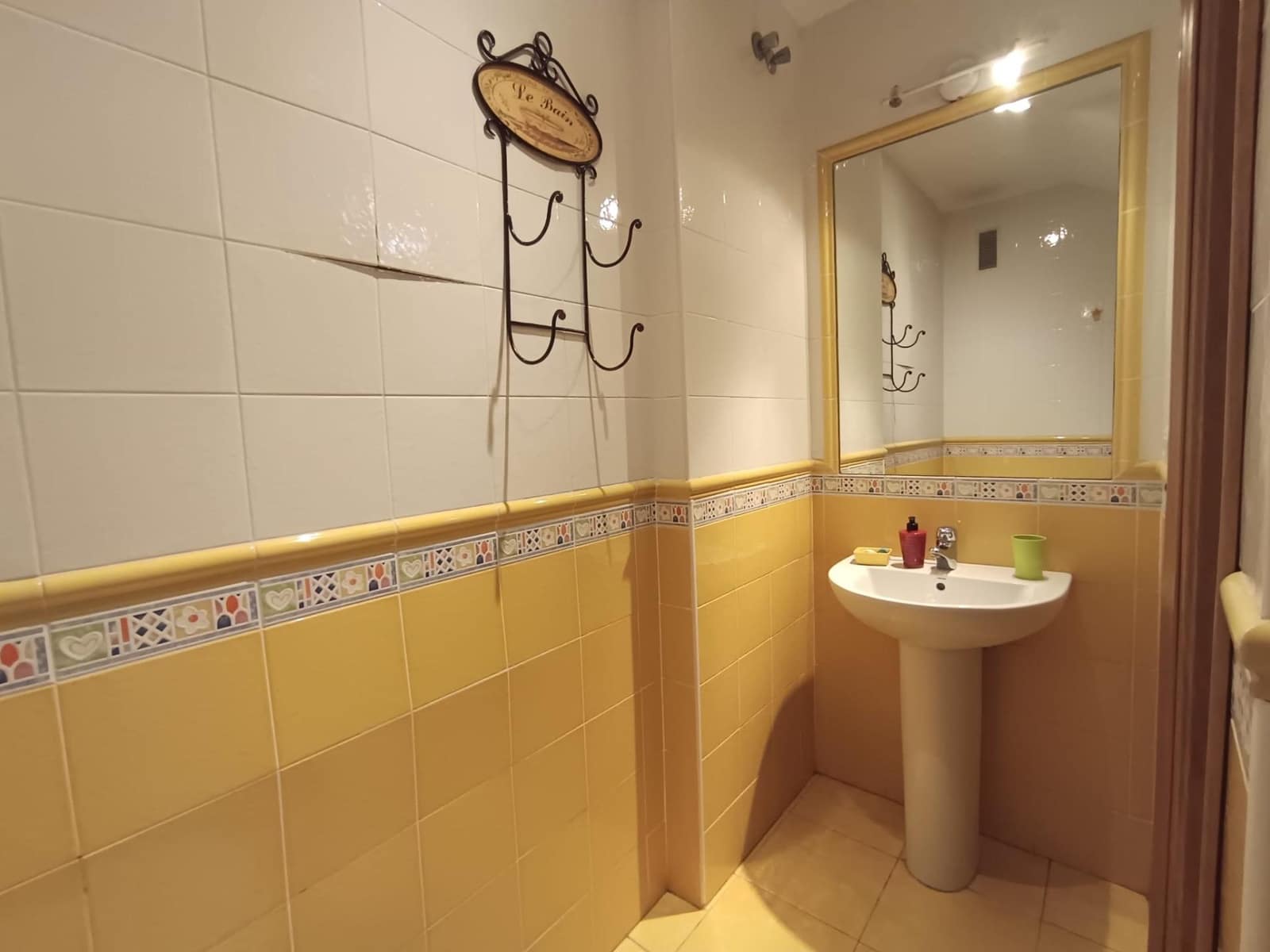 4 soveværelse Semi-Rækkehus til salg i Rincon de la Victoria med swimmingpool garage - € 610.000 (Ref: 9301091)